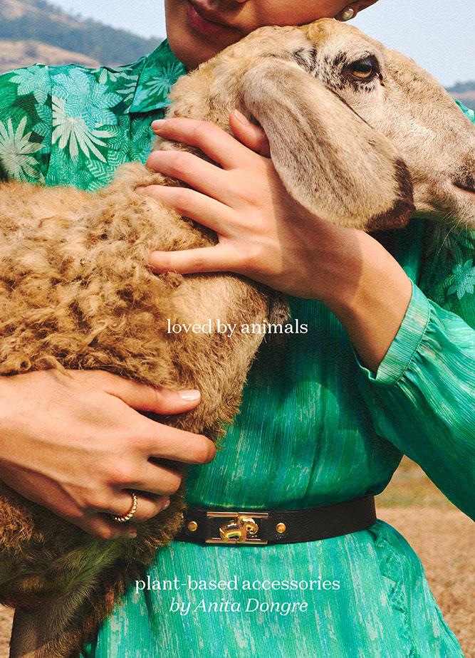 Anita Dongre Mobile 8
